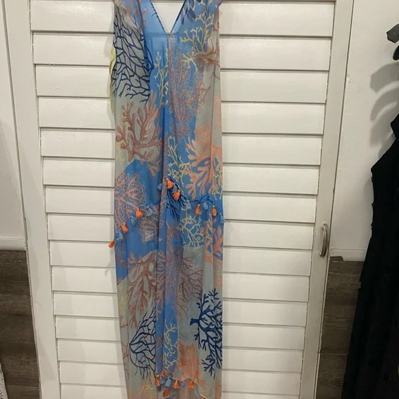 Coral Reef Print Maxi Dress - Picture 5 of 6
